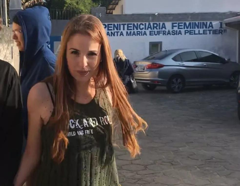 Suzane von Richthofen deixa prisão após 20 anos e vai cumprir pena em regime aberto