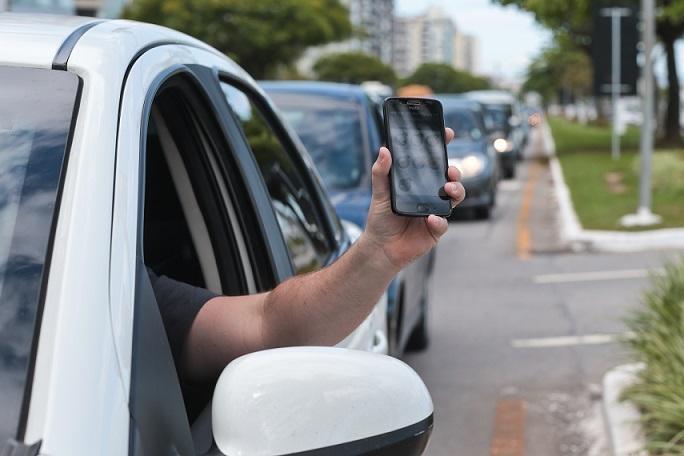 TCE-SC sugere uso de aplicativo ou pagamento por km rodado como auxílio-combustível
