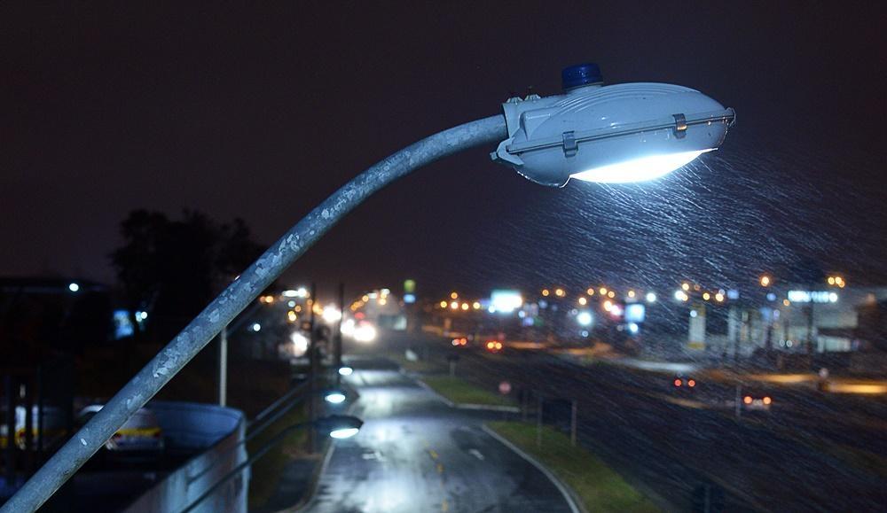 TCE suspende licitação de iluminação pública por indícios de sobrepreço no Alto Vale