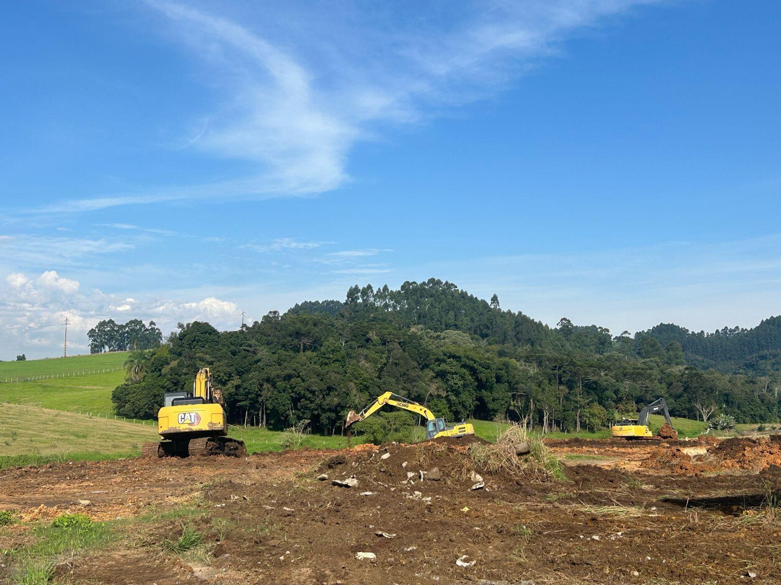 Tem início a obra no terreno que irá abrigar nova incubadora de empresas de Ituporanga