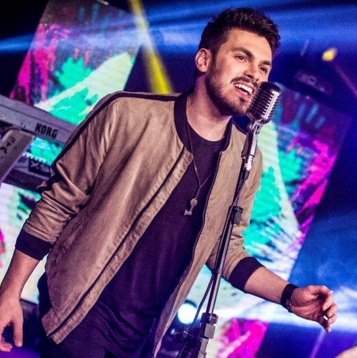 The Voice Brasil: Natural de Alfredo Wagner, Cadu Duarte, se destaca no time de Lulu Santos