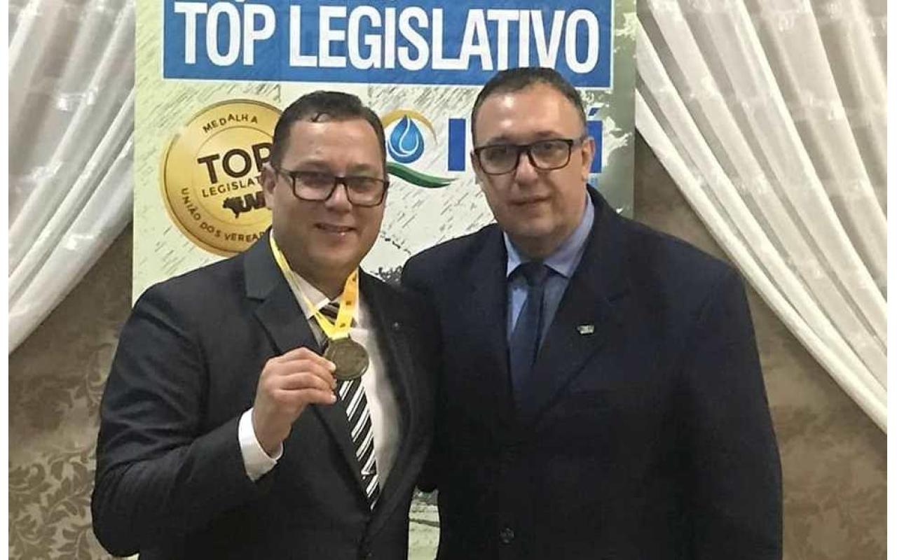 Top Legislativo: Vereador de Ituporanga recebe homenagem no Rio Grande do Sul 