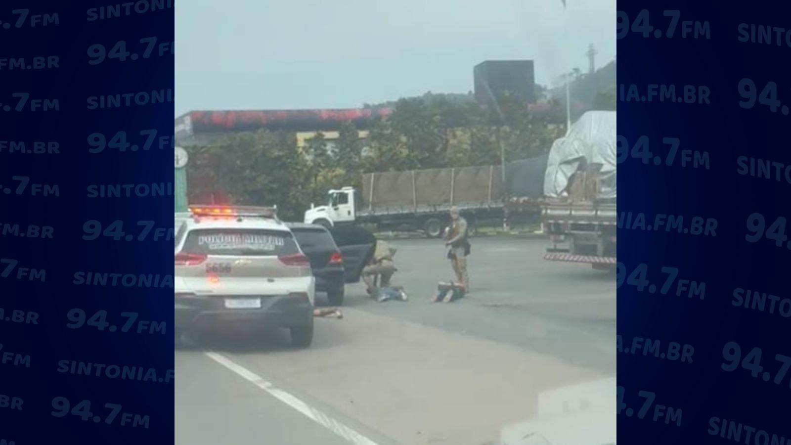 Três homens são detidos em Ituporanga com veículo roubado em Barra Velha