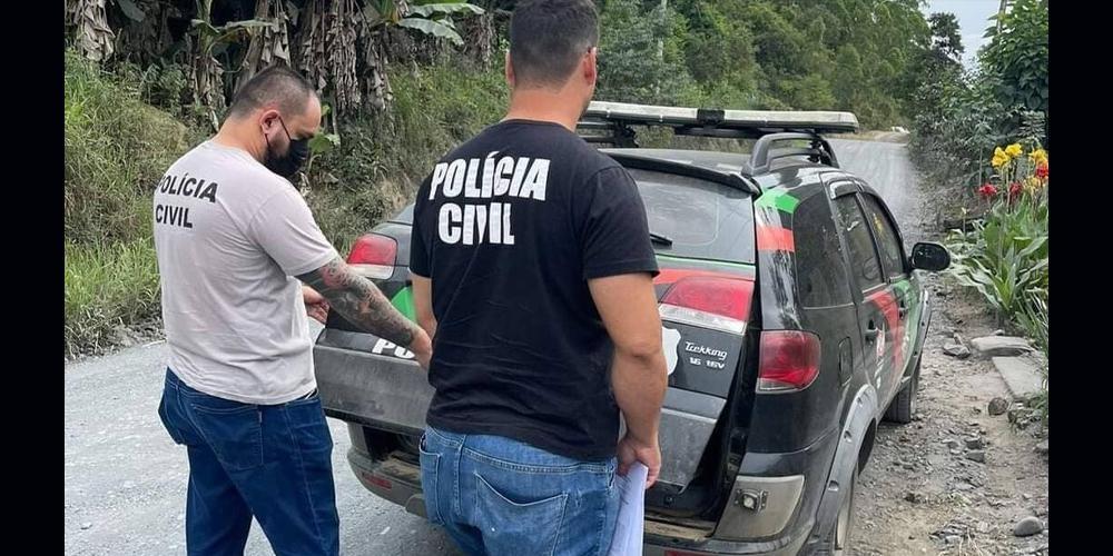 Troca de fotos íntimas entre mulheres vira caso de polícia e uma vai presa em Ituporanga