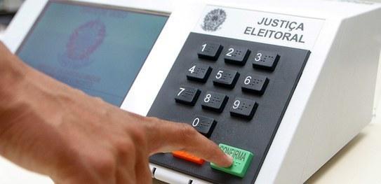TSE: É falsa a informação que as urnas estão programadas de acordo com horário de verão