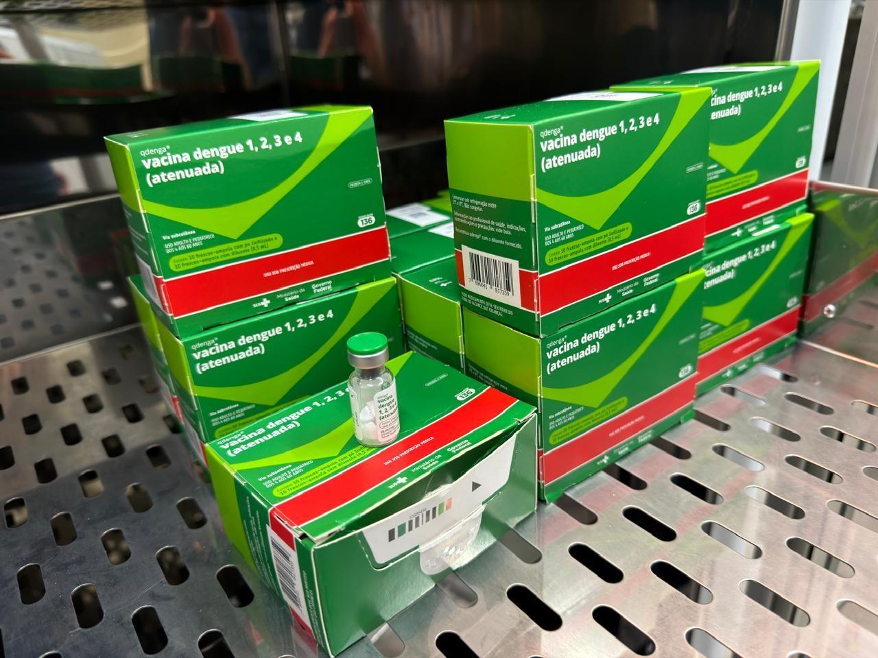 Vacinação contra a dengue começa no Alto Vale para adolescentes de 10 a 14 anos