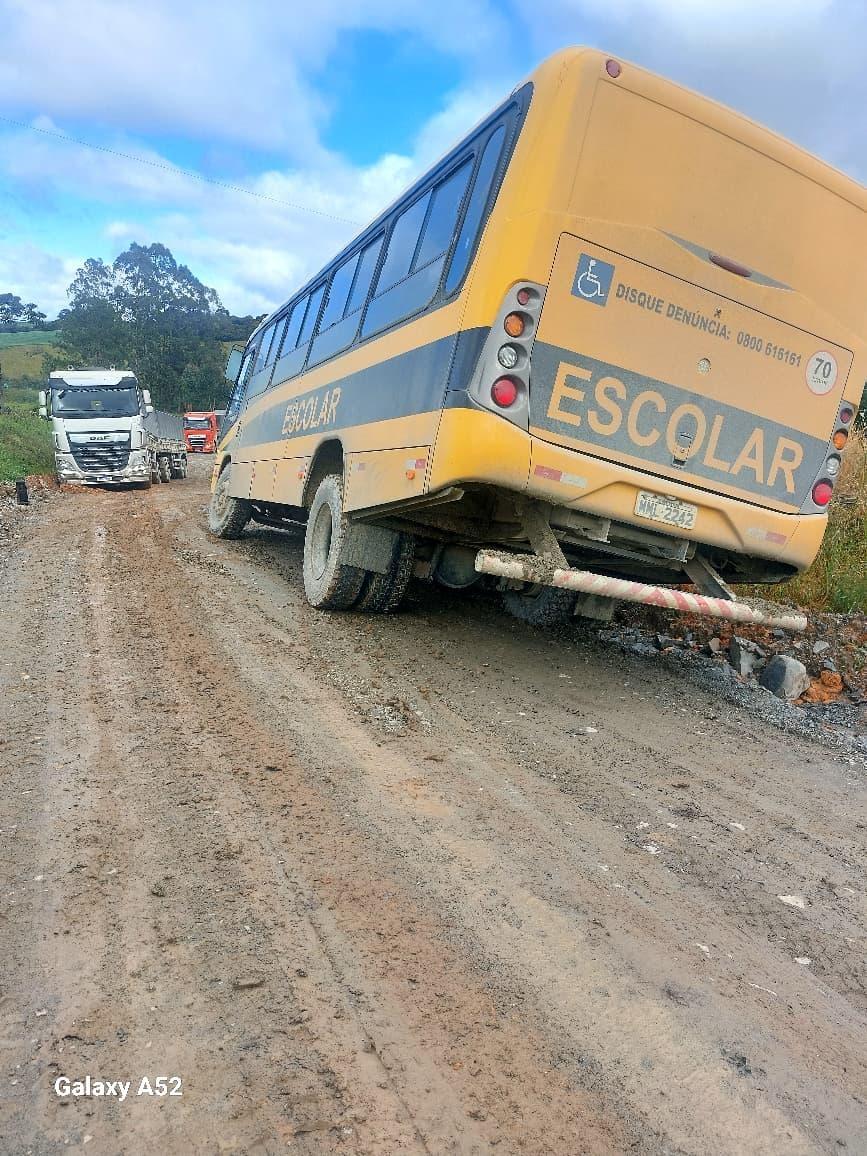 Vereador Jocemar da Silva solicita melhorias urgentes na estrada do Cambará em Bom Retiro