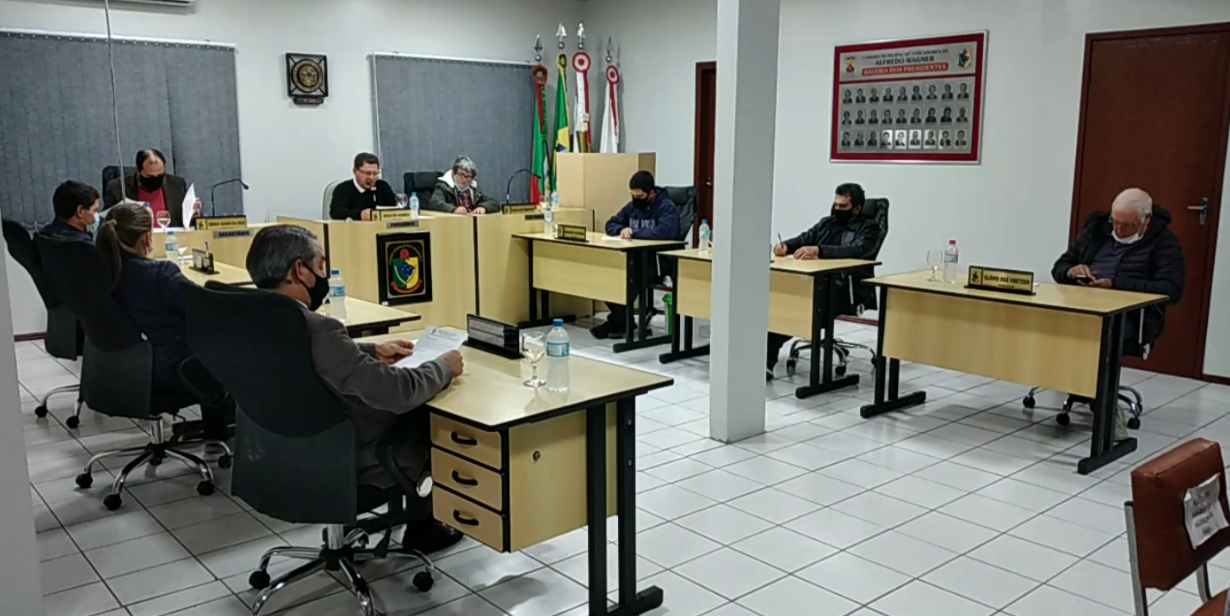 Vereadores de Alfredo Wagner aprovam projeto que autoriza administração firmar convênio com Apae