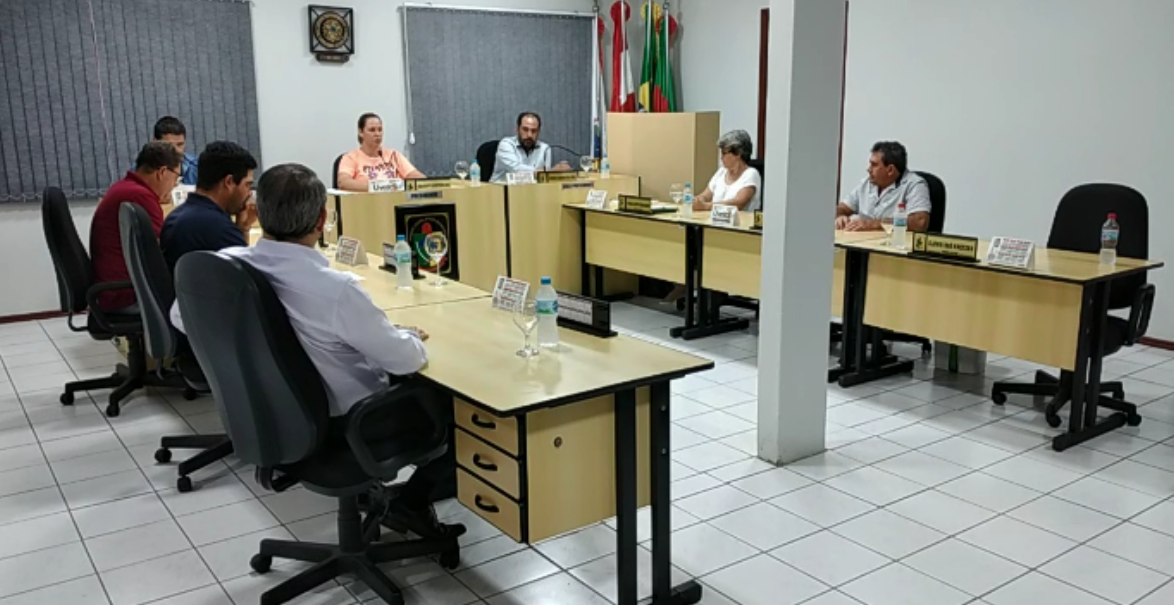 Vereadores de Alfredo Wagner solicitam ao Deinfra melhorias no acesso a comunidade de Rio Engano