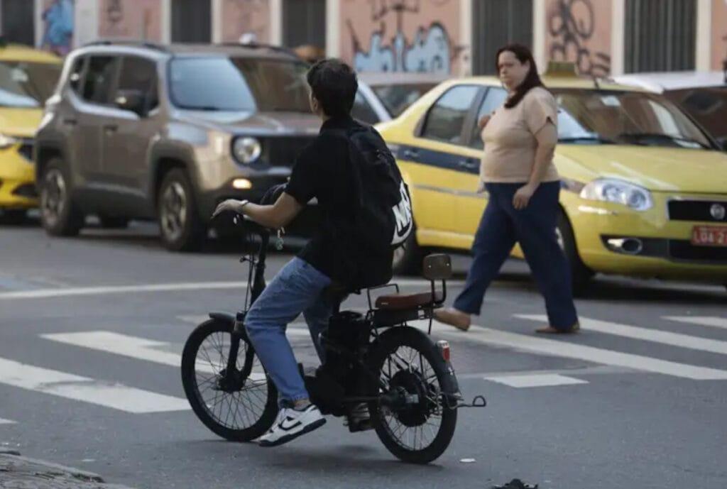 Vereadores de Rio do Sul aprovam regras para bicicletas elétricas e patinetes