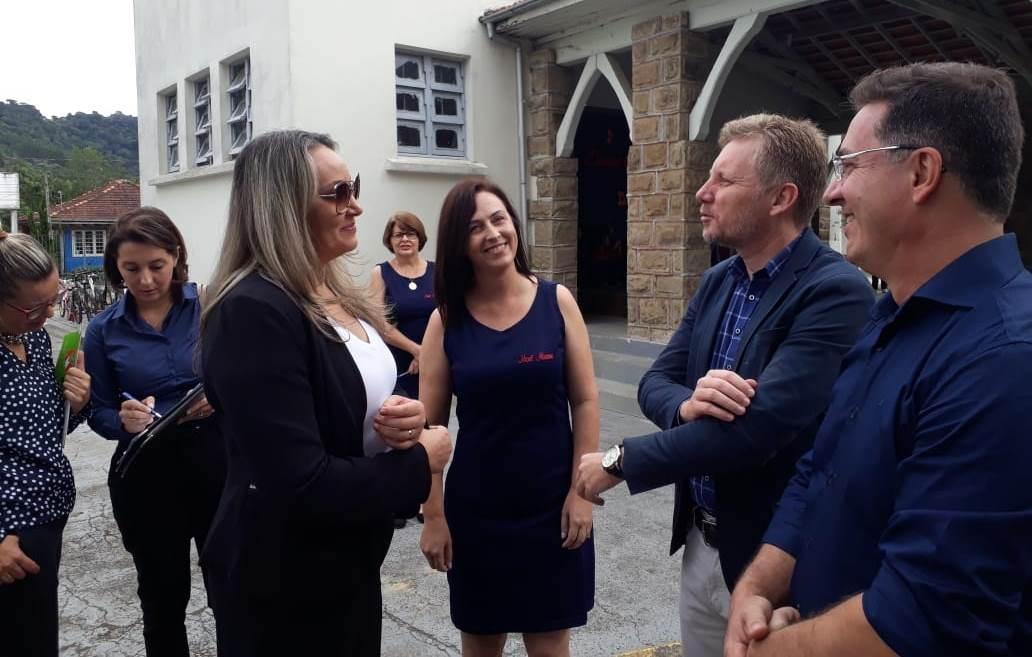 Vice-governadora Daniela Reinehr visita Ituporanga