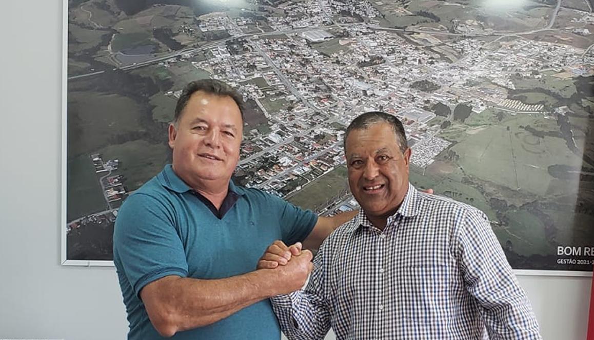 Vice-prefeito de Bom Retiro assume administração municipal