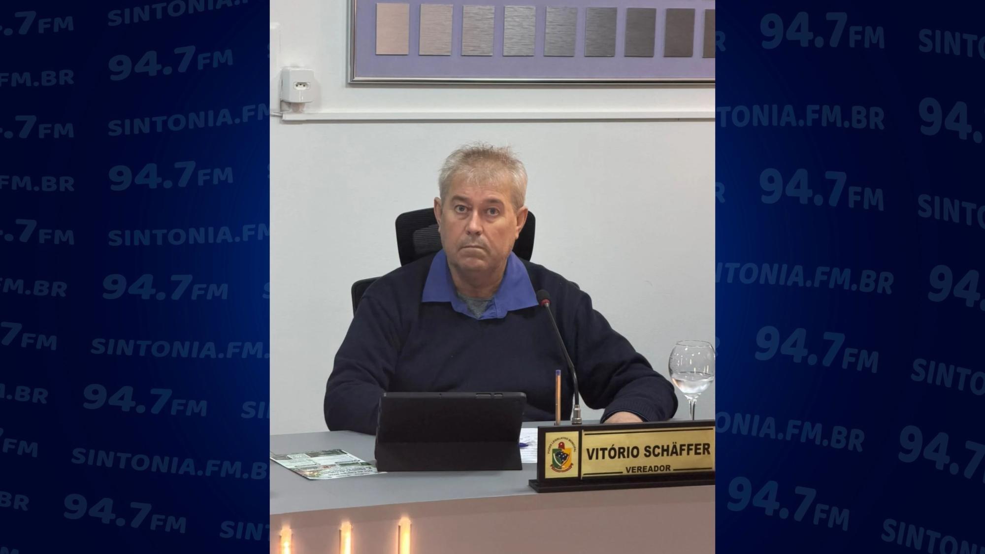 Vitório Scheffer retorna à Câmara de Alfredo Wagner após mais de seis meses afastado