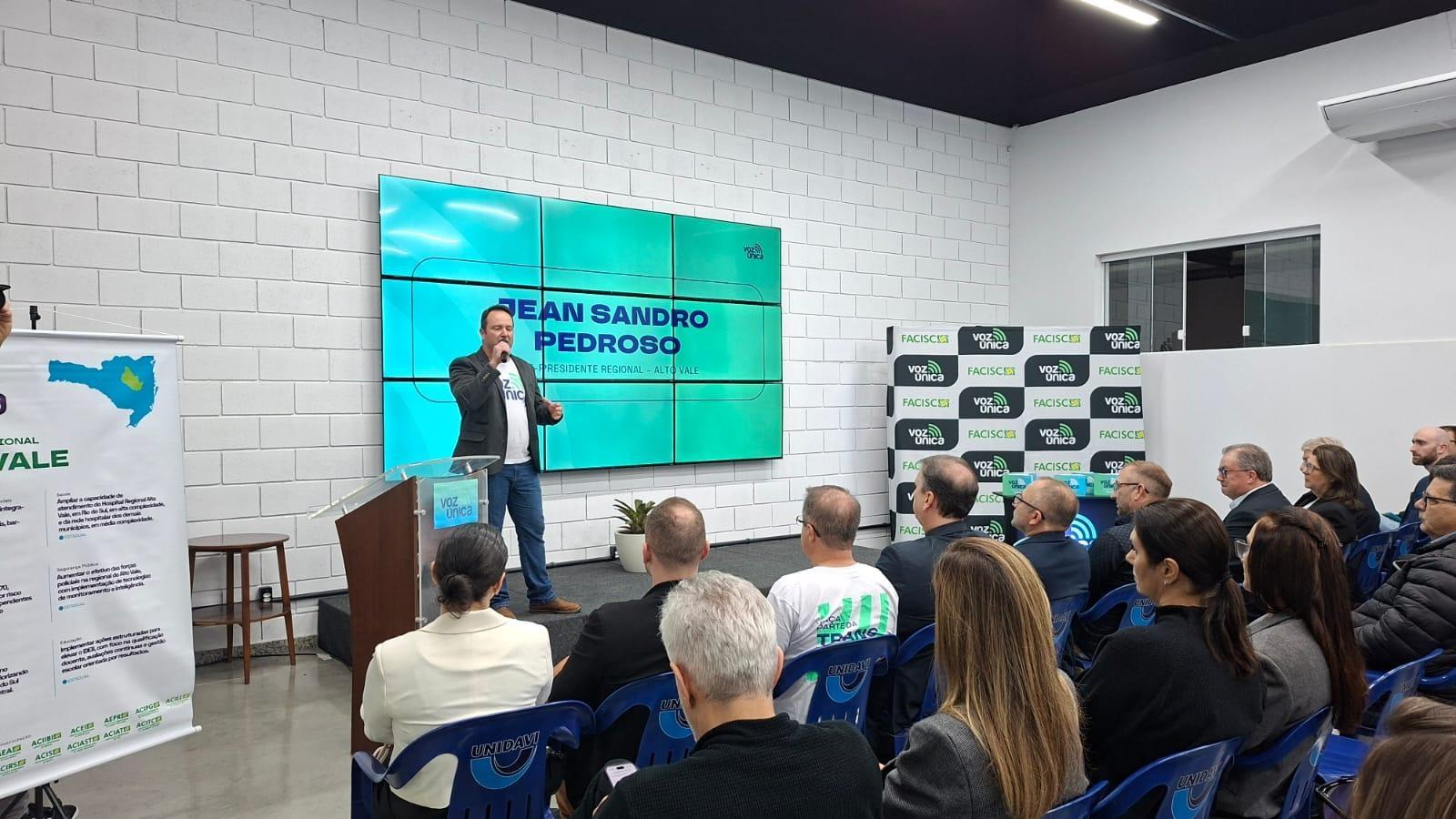 Voz Única apresenta seis prioridades do Alto Vale a candidatos