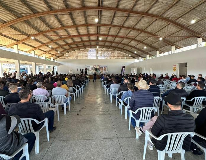 Reunião entre produtores de cebola e Ministério do Trabalho movimenta Ituporanga - 
